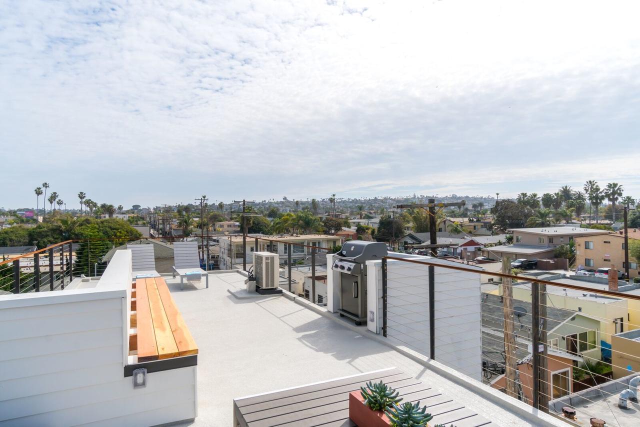 Steps To The Beach, Rooftop Deck San Diego Bagian luar foto